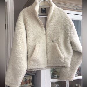 NIKE Women's Cream Sherpa Jacket, M